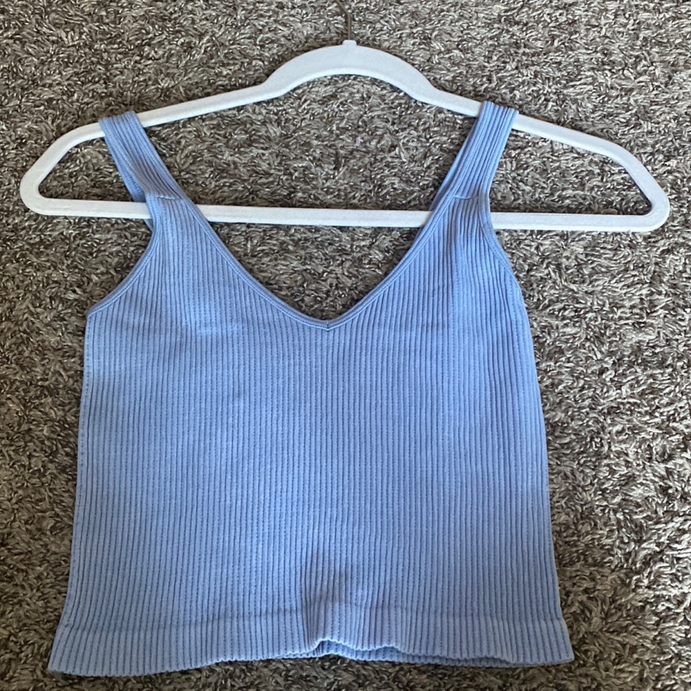 Blue cropped tank size small